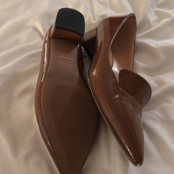 Brown Pointed-Toe Women's Shoes - Picture 5 of 5